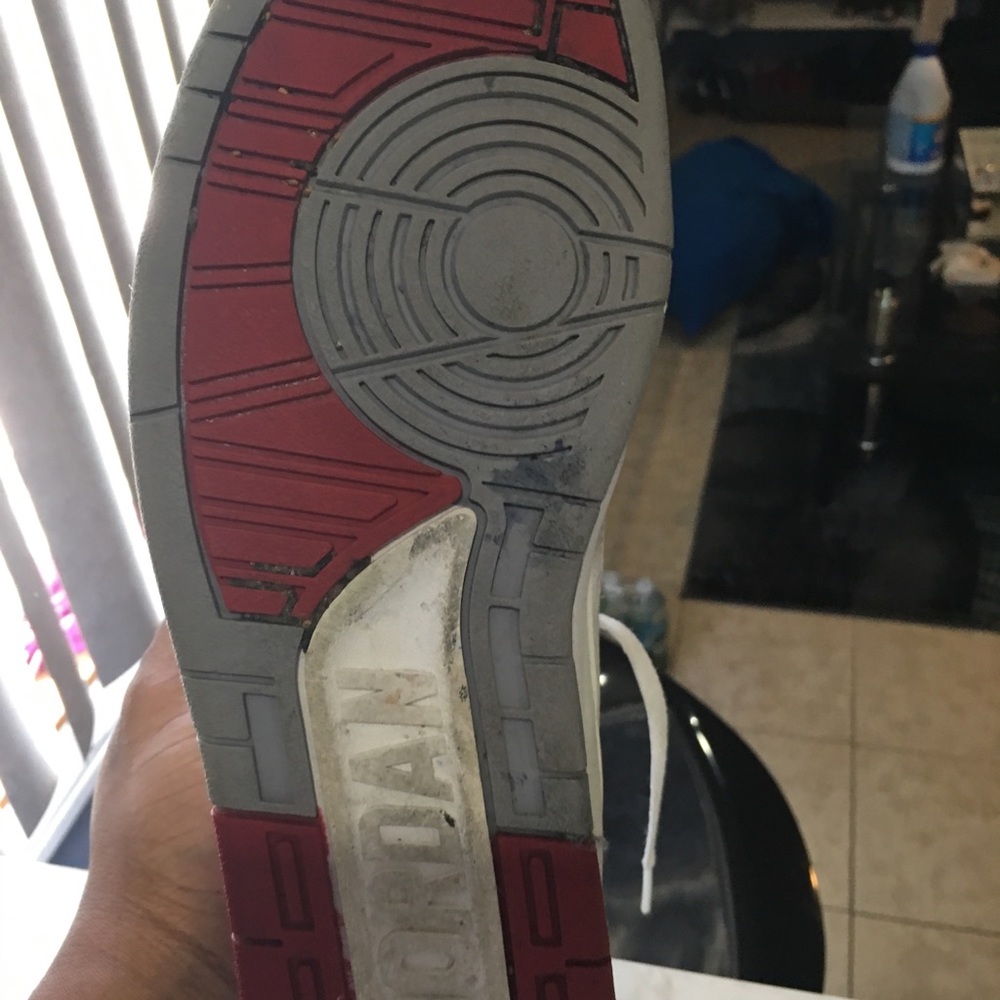 Jordan 2s - Picture 5 of 5